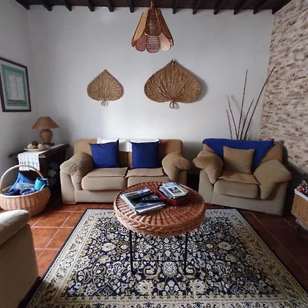 Semesterbostad Ribeira Da House *