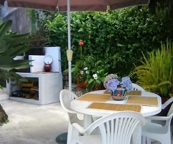 Casa de Férias Ribeira Da House